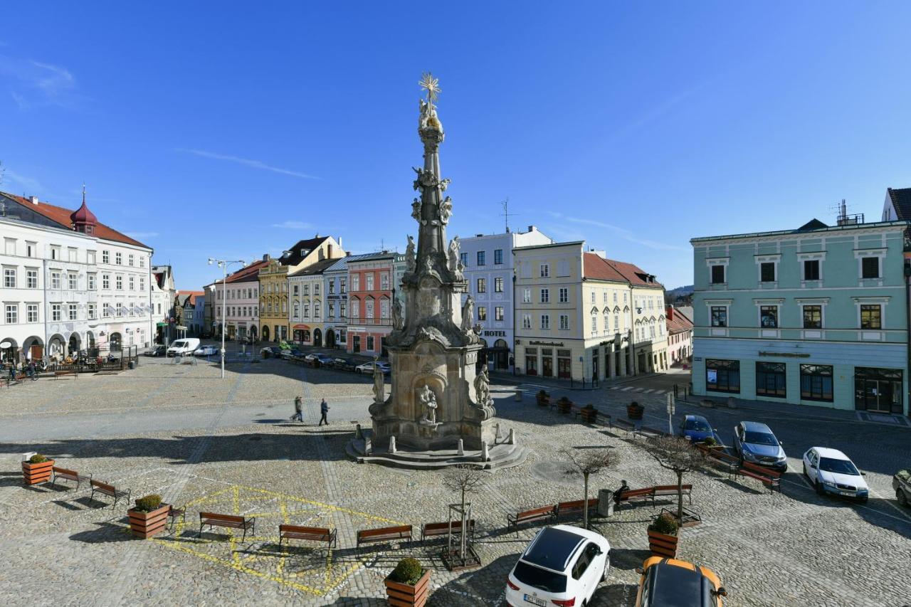 Apartmany Na Namesti 85 جينديتشوف هراديك المظهر الخارجي الصورة
