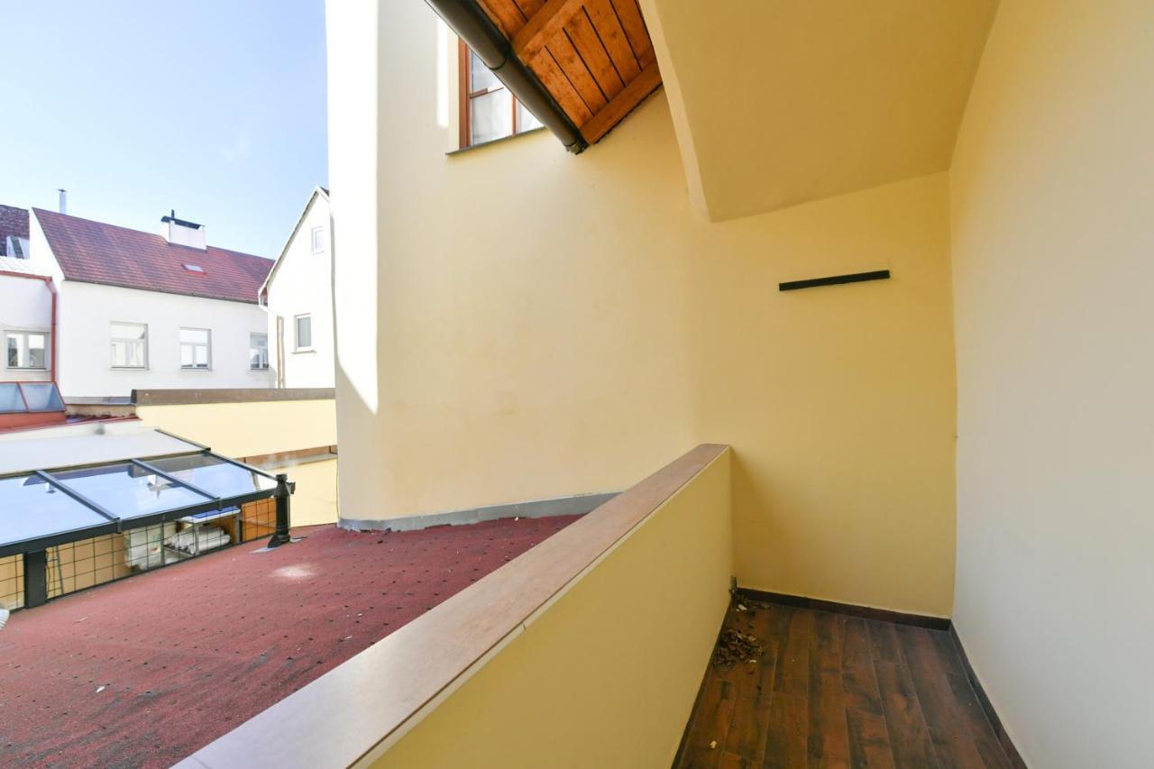 Apartmany Na Namesti 85 جينديتشوف هراديك المظهر الخارجي الصورة