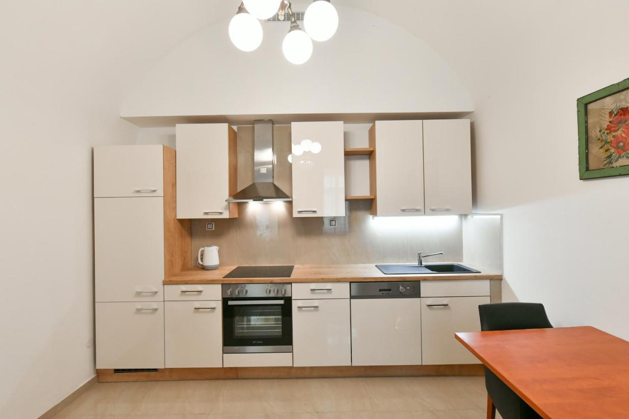 Apartmany Na Namesti 85 جينديتشوف هراديك المظهر الخارجي الصورة