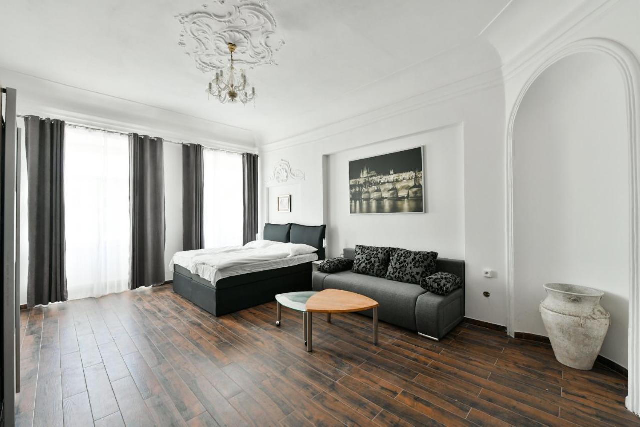 Apartmany Na Namesti 85 جينديتشوف هراديك المظهر الخارجي الصورة