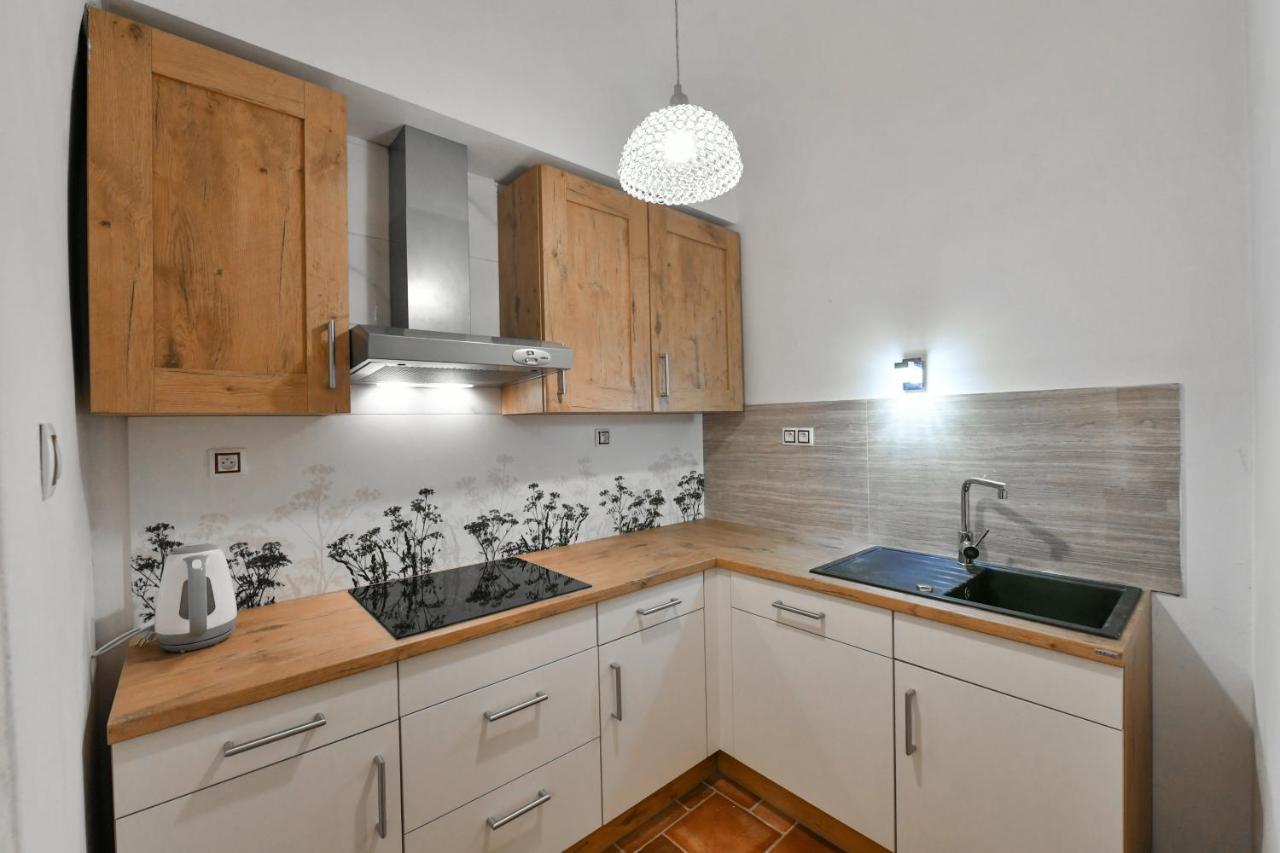 Apartmany Na Namesti 85 جينديتشوف هراديك المظهر الخارجي الصورة